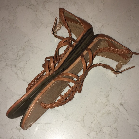 NWT Modcloth Charming Crossroads Braided Sandal - Picture 10 of 15